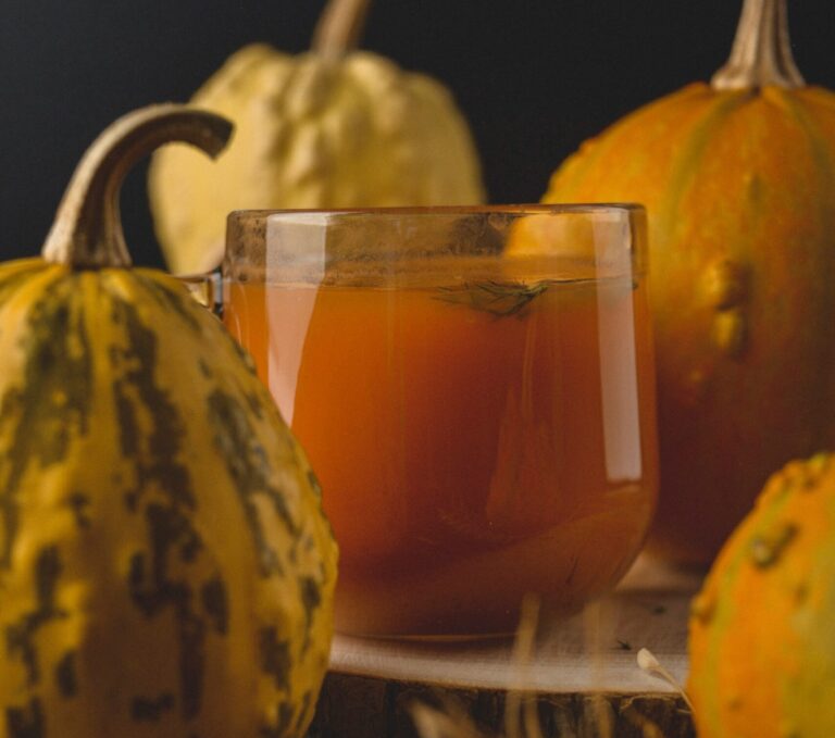Spiced Rum & Pumpkin Punch