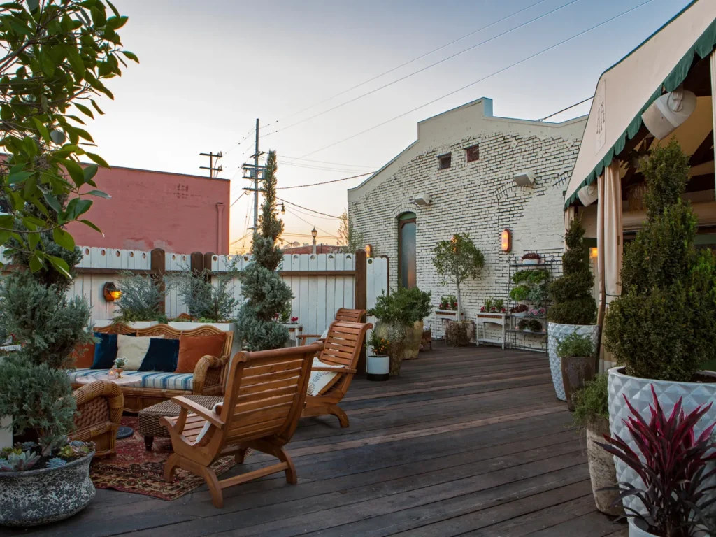 Apotheke- Lincoln Heights
