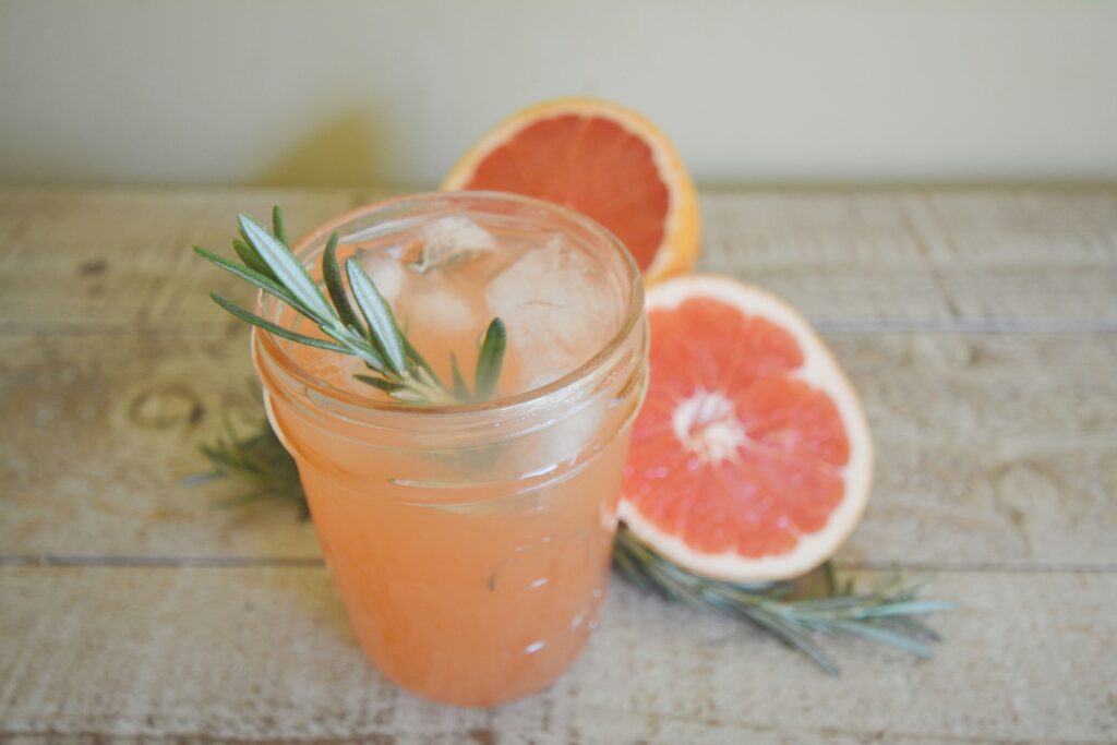 How to Make a Spiced Grapefruit and Rosemary Fizz